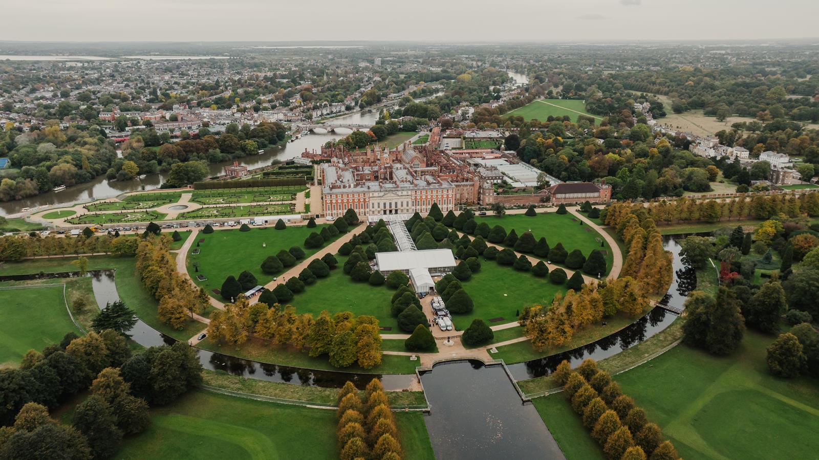 Indian Wedding at Hampton Court Palace by La Fête